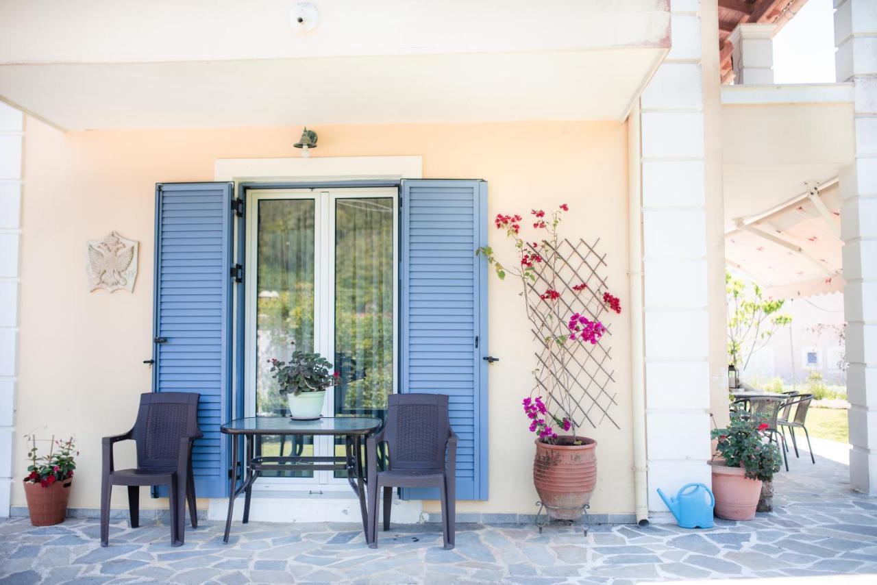 Anna Maria House Apartment Perama  Bagian luar foto